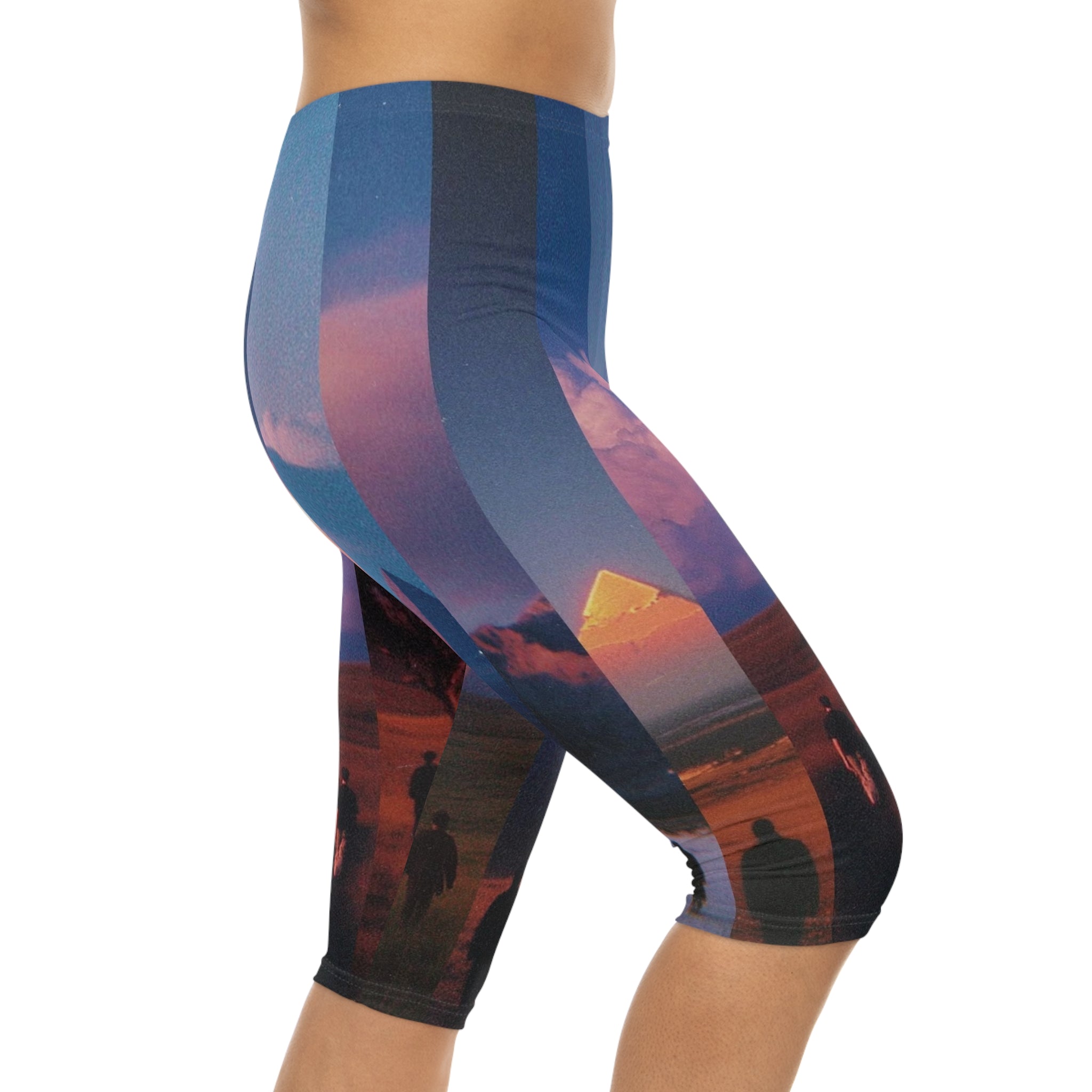 wickeD Sights Capri Leggings
